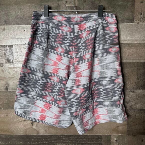 Patagonia Wavefarer Board Shorts 32 - Picture 3 of 3